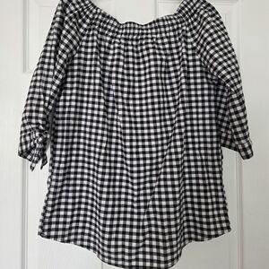 Black and White Gingham Off-Shoulder Top Per Se Size Medium Elastic Neckline